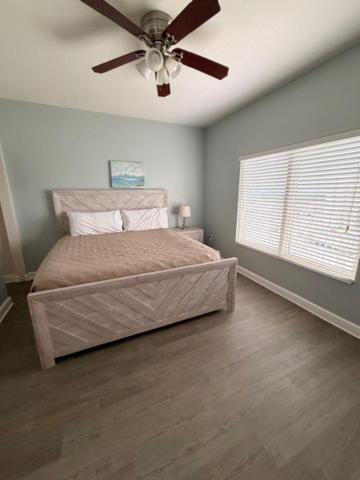 Superior Three-Bedroom Apartment with Ocean View interior